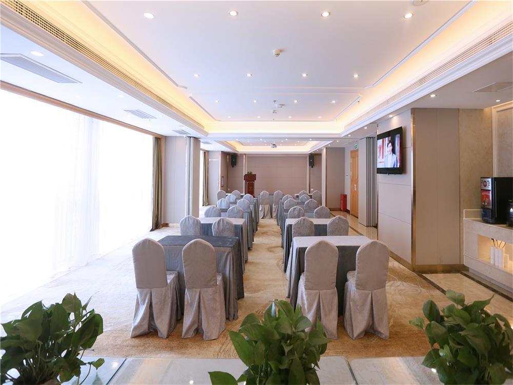 Vienna International Hotel Yantai Changjiang Road Xingyi Square Branch Εξωτερικό φωτογραφία